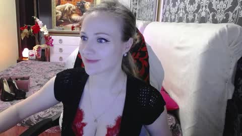 Snapshot of ursecrettreasure88 chatting on 04/03/26, 11:30 UrSecretTreasure88 online show from 04/03/26, 11:30