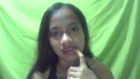 Snapshot of ursexydoll18 chatting on 01/11/25, 02:41 Darlyn room online show from 01/11/25, 02:41