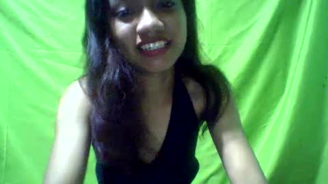 Snapshot of ursexydoll18 chatting on 01/11/25, 12:07 Darlyn room online show from 01/11/25, 12:07