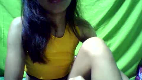 Snapshot of ursexydoll18 chatting on 01/12/25, 10:45 Darlyn room online show from 01/12/25, 10:45