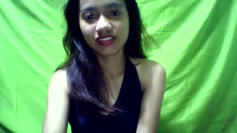 Snapshot of ursexydoll18 chatting on 01/15/25, 07:05 Darlyn room online show from 01/15/25, 07:05