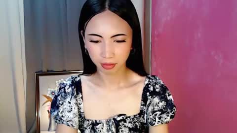 Sofia online show from 12/05/25, 07:39