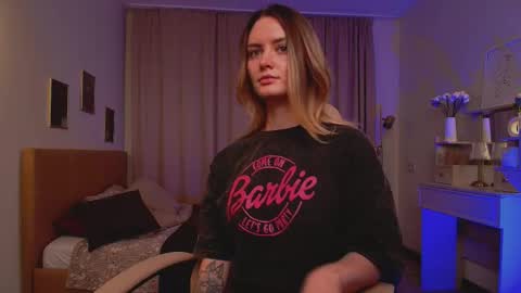 Snapshot of ursula_andresss chatting on 01/19/26, 02:15 Eva online show from 01/19/26, 02:15