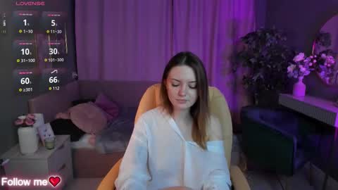 Snapshot of ursula_andresss chatting on 03/09/26, 01:20 Eva online show from 03/09/26, 01:20