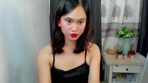 Snapshot of ursweet_athisa18 chatting on 09/28/25, 12:21 Athisa online show from 09/28/25, 12:21
