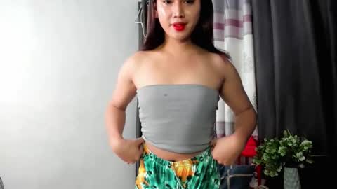 Snapshot of ursweet_athisa18 chatting on 12/20/25, 10:06 Athisa online show from 12/20/25, 10:06