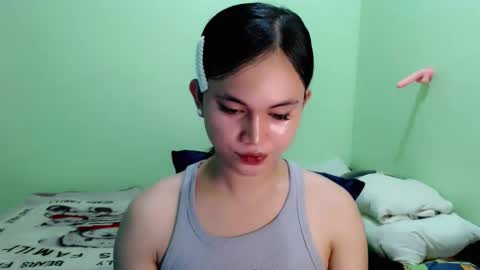 Snapshot of ursweet_athisa18 chatting on 01/16/26, 05:44 Athisa online show from 01/16/26, 05:44
