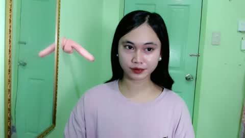 Snapshot of ursweet_athisa18 chatting on 02/02/26, 02:21 Athisa online show from 02/02/26, 02:21