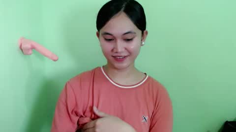 Snapshot of ursweet_athisa18 chatting on 02/26/26, 05:17 Athisa online show from 02/26/26, 05:17