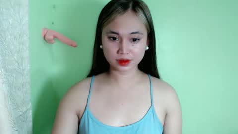 Snapshot of ursweet_athisa18 chatting on 05/15/26, 11:28 Athisa online show from 05/15/26, 11:28