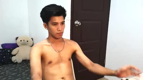 ursweetie_boy online show from 03/27/26, 12:49