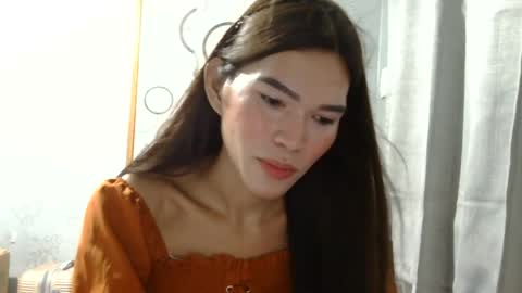 urtrans_sheenlyn online show from 06/27/26, 10:31