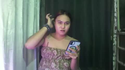 YOURGIRLCAMILLA online show from 11/12/25, 08:48