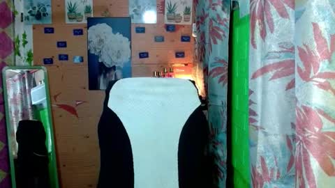 YOURGIRLCAMILLA online show from 02/24/26, 06:33