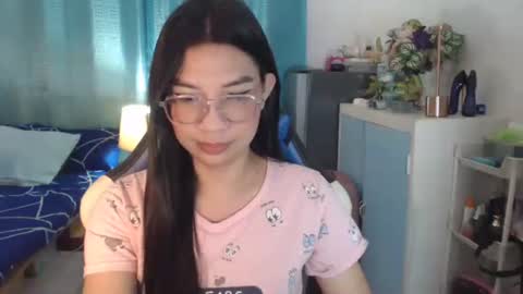 Snapshot of urwetasianprincessxx chatting on 09/08/25, 03:33 Ashley Kate Mateo Gray online show from 09/08/25, 03:33