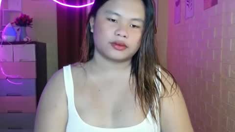 Snapshot of urwifematerial69_ chatting on 01/24/25, 10:53 Bella Miles Olivia online show from 01/24/25, 10:53