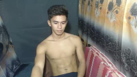 urwild_fuckerxx online show from 12/03/25, 11:03