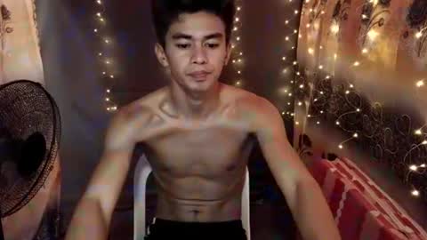 urwild_fuckerxx online show from 12/17/25, 01:22