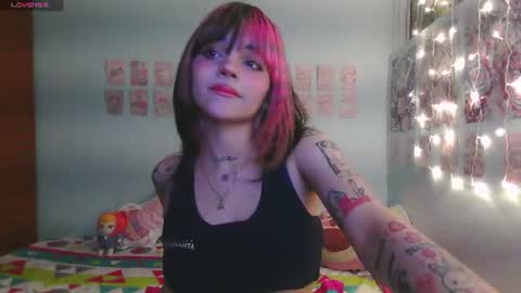 Snapshot of uryukim_ chatting on 06/11/26, 05:27 uryukim_ online show from 06/11/26, 05:27