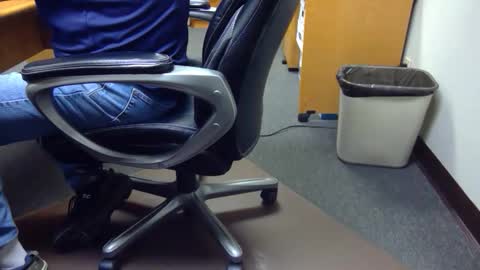 Snapshot of useemie chatting on 02/11/26, 11:10 useemie online show from 02/11/26, 11:10