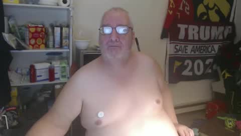 Eric online show from 01/08/25, 02:25