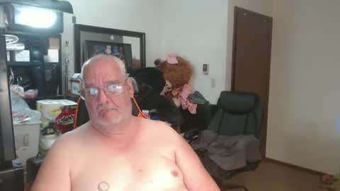 Eric online show from 05/19/26, 01:00