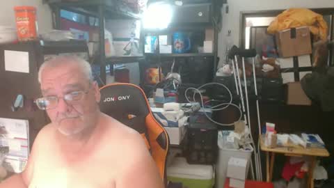 Eric online show from 06/04/26, 01:55