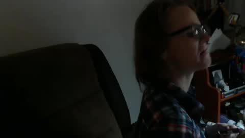 Snapshot of usmcmark63 chatting on 02/21/25, 11:22 lookin for free fun online show from 02/21/25, 11:22