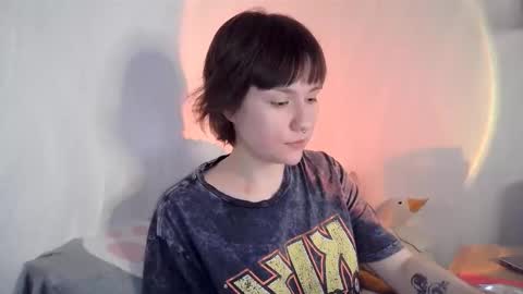 Snapshot of uwujudyosas chatting on 02/06/26, 11:35 Judy online show from 02/06/26, 11:35