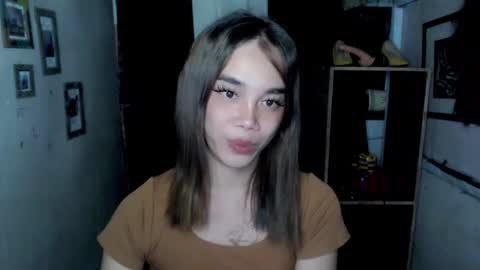 Ahn Chiyo online show from 11/22/25, 02:49