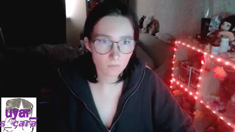 Snapshot of uyar_ chatting on 10/13/25, 12:27 Cara online show from 10/13/25, 12:27