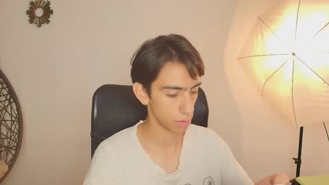 UYUKIE online show from 09/30/25, 11:59