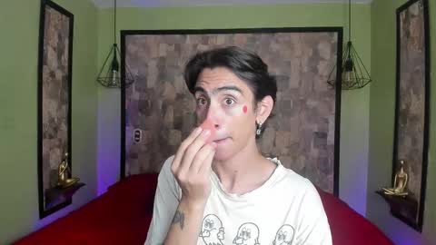 UYUKIE online show from 03/19/26, 01:20