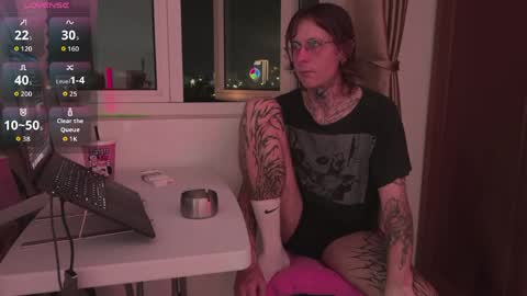 v1ctorwayne online show from 05/02/26, 02:11