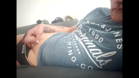 Snapshot of v3ck3r chatting on 03/29/26, 03:34 v3ck3r online show from 03/29/26, 03:34