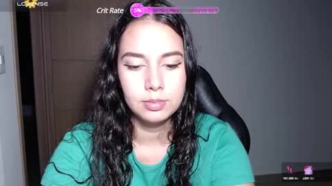 Snapshot of v_vennus chatting on 02/04/25, 06:36 Vennus online show from 02/04/25, 06:36