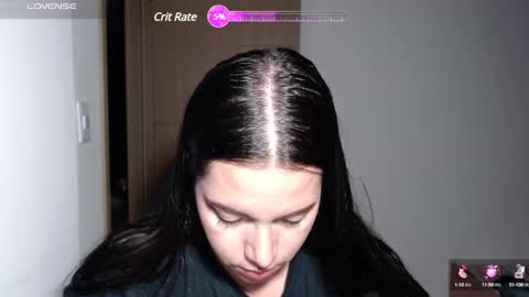Snapshot of v_vennus chatting on 03/11/25, 05:49 Vennus online show from 03/11/25, 05:49