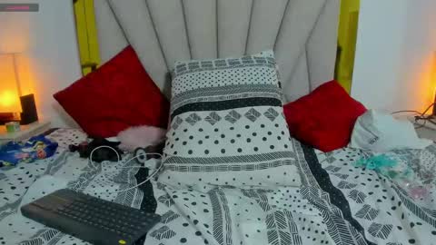 vahioleth  online show from 12/19/24, 09:18