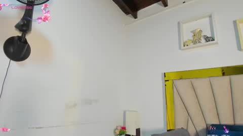 vahioleth  online show from 10/23/25, 02:55