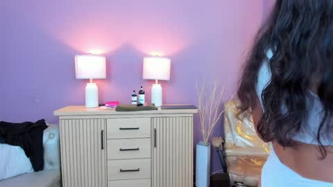 Vaiolet Harris online show from 04/25/26, 11:57