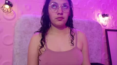 Vainilla online show from 10/21/25, 02:12