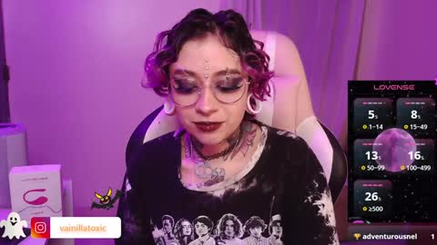 Vainilla Independent model online show from 01/05/25, 03:00