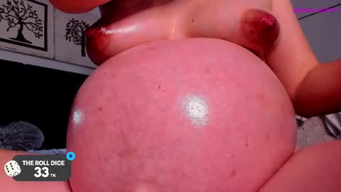 Snapshot of vainillacrepe chatting on 03/08/25, 06:05 Im Mila my onlyfans is vainillacrepe online show from 03/08/25, 06:05
