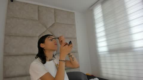 V A I O L E T T  S M I T H online show from 11/07/25, 03:45