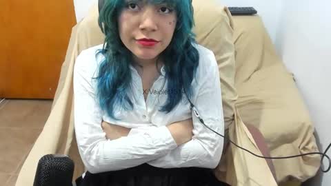 Vaiolet1314 online show from 10/10/25, 02:21