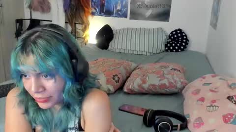 Vaiolet1314 online show from 12/05/25, 04:43