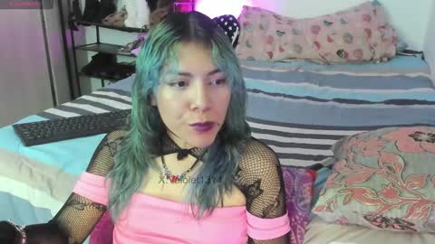 Vaiolet1314 online show from 01/15/26, 09:36