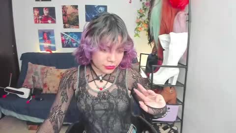 Vaiolet1314 online show from 04/26/26, 02:37