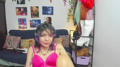 Vaiolet1314 online show from 04/28/26, 02:27