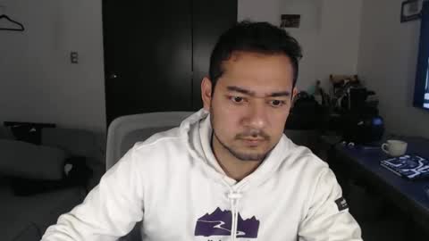 Snapshot of vajkito chatting on 01/13/25, 04:18 vajkito online show from 01/13/25, 04:18